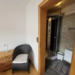 بيت للعطل Detached House 50m From Lift