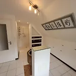 بيت للعطل Detached House 50m From Lift *