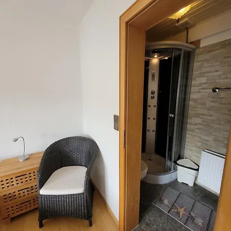 Dom wakacyjny Detached House 50m From Lift