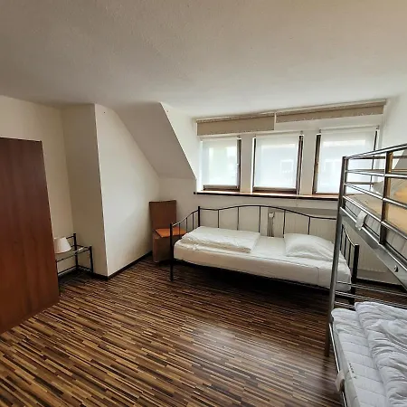 Detached House 50m From Lift بيت للعطل وينتربرغ