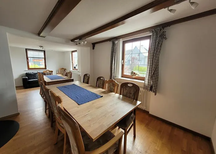 Detached House 50m From Lift Semesterbostad *